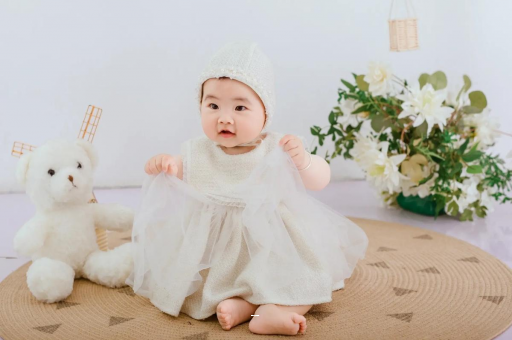 安吉宝宝在妈妈肚子里